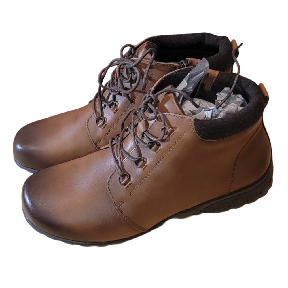 Propet Delaney Leather Ankle Booties‎